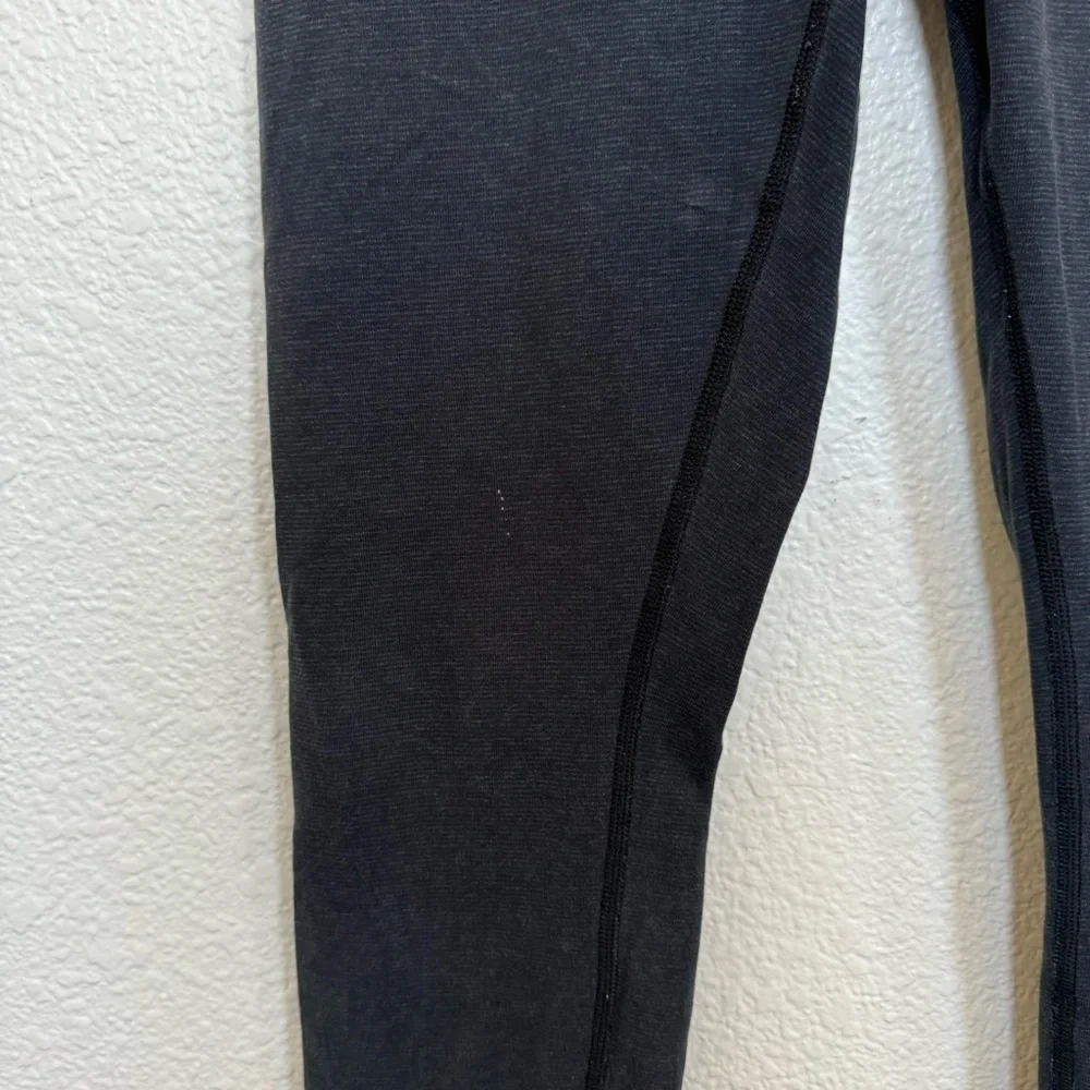 Lululemon- Heathered Navy/Grey High Rise Leggings